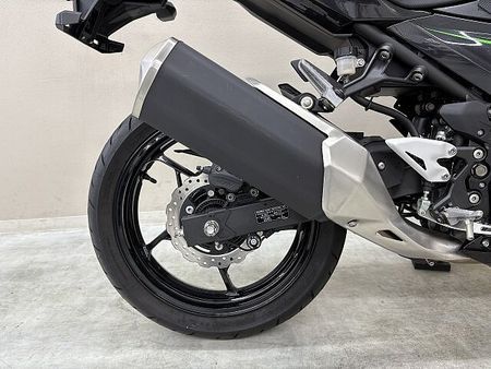 カワサキ ニンジャ 400 NINJA400 2019年モデル フレームスライダー マルチバー USBポート装備 22