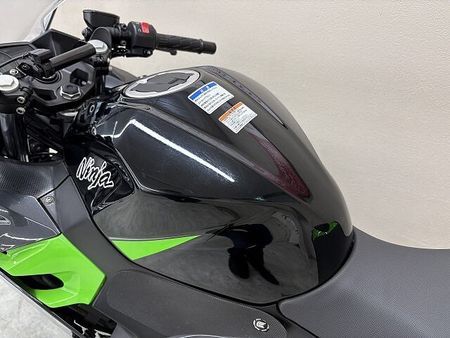 カワサキ ニンジャ 400 NINJA400 2019年モデル フレームスライダー マルチバー USBポート装備 29