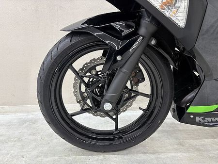 カワサキ ニンジャ 400 NINJA400 2019年モデル フレームスライダー マルチバー USBポート装備 35