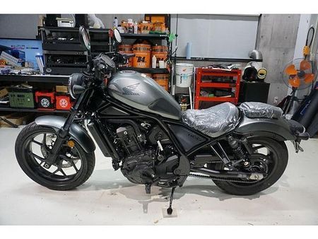 ホンダ レブル1100 抜群のスタイルと迫力あるエンジンを誇るシリーズ上位のレブルは充実な装備と足つき性が魅力です 12