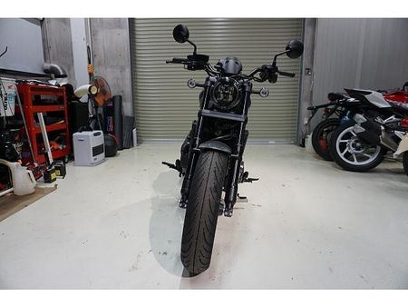 ホンダ レブル1100 抜群のスタイルと迫力あるエンジンを誇るシリーズ上位のレブルは充実な装備と足つき性が魅力です 16