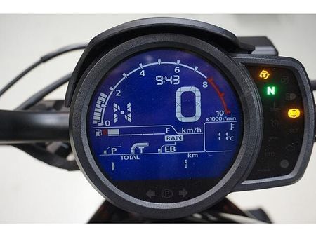 ホンダ レブル1100 抜群のスタイルと迫力あるエンジンを誇るシリーズ上位のレブルは充実な装備と足つき性が魅力です 30