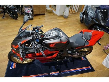 ホンダ CBR250RR (MC51) 店舗記念特典として、全国配送料無料(北海道・沖縄・離島は別途1.5万円要)です 24