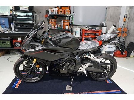 ホンダ CBR250RR (MC51) 店舗記念特典として、ETC&クイックシフター(部品&工賃67,000円相当)付 14