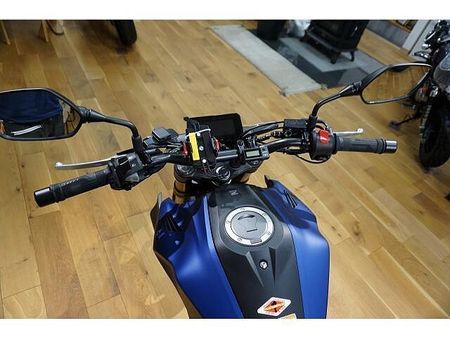 ホンダ CB250R 店舗記念特典として、全国配送料無料(北海道・沖縄・離島は別途1.5万円要)です 29