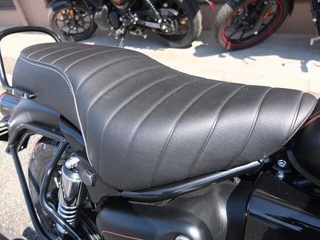 ロイヤルエンフィールド BULLET 350 悠久・不変デザイン「BULLET」が新型にREBORN!「らしさ」を一番堪能頂けるカモ!? 19