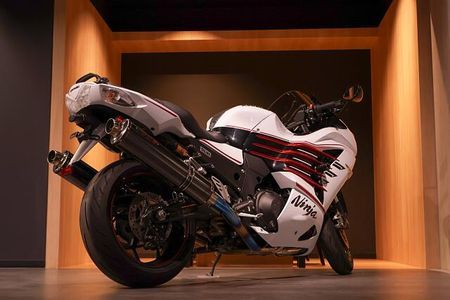 カワサキ ZX-14R 滅多に入ってこない一台! 3