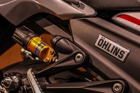 カワサキ ZX-14R 滅多に入ってこない一台! 9