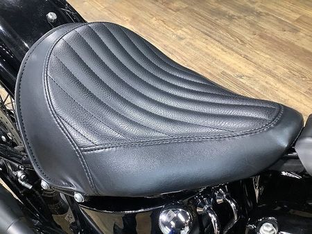 ハーレーダビッドソン FLSS SOFTAIL SLIM S FLSS1800ソフテイルスリムS◇エンジンガード◇サドルバックサポート!! 35