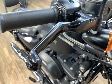 ハーレーダビッドソン XL883N SPORTSTER IRON XL883Nアイアン■デタッチャブルシーシーバー装備■オプションシート 21