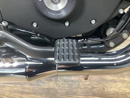 ハーレーダビッドソン XL883N SPORTSTER IRON XL883Nアイアン■デタッチャブルシーシーバー装備■オプションシート 30