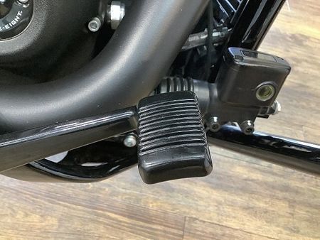 ハーレーダビッドソン FXBB SOFTAIL STREETBOB FXBB1750ストリートボブ■ラペラ製シート■エンジンガード!! 29