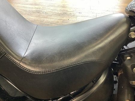 ハーレーダビッドソン FXBB SOFTAIL STREETBOB FXBB1750ストリートボブ■ラペラ製シート■エンジンガード!! 32