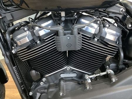 ハーレーダビッドソン FXBB SOFTAIL STREETBOB FXBB1750ストリートボブ■ラペラ製シート■エンジンガード!! 10