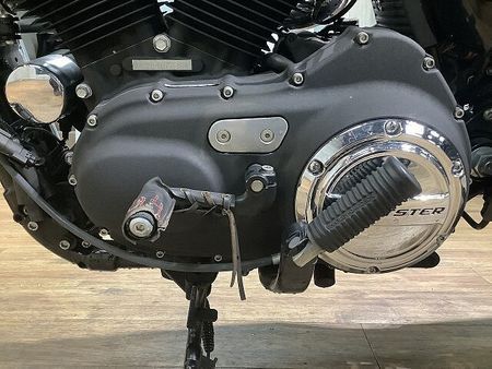ハーレーダビッドソン XL883R XL883R ■サイドバック付き!! 11