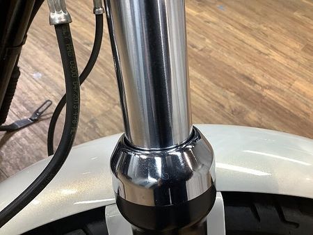 ハーレーダビッドソン XL883R XL883R ■サイドバック付き!! 24