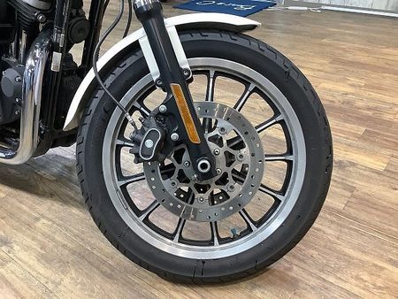 ハーレーダビッドソン XL883R XL883R ■サイドバック付き!! 29