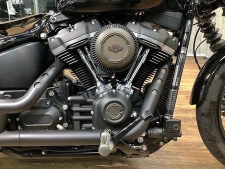 ハーレーダビッドソン FXBB SOFTAIL STREETBOB FXBB1750ストリートボブ■ペアライド仕様・シートカスタム!! 16