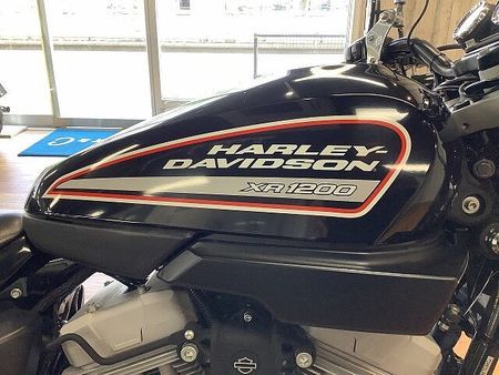ハーレーダビッドソン XR1200 Sportster XR1200 オイルクーラー・カーボン製メータ―バイザー!! 12