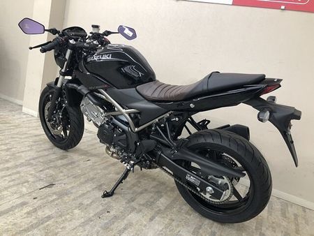 スズキ SV650 SV650X 2021年モデル マルチバー・USBポート2口・ナポレオンミラー 12