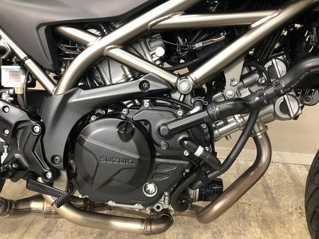 スズキ SV650 SV650X 2021年モデル マルチバー・USBポート2口・ナポレオンミラー 30