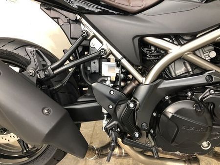 スズキ SV650 SV650X 2021年モデル マルチバー・USBポート2口・ナポレオンミラー 32
