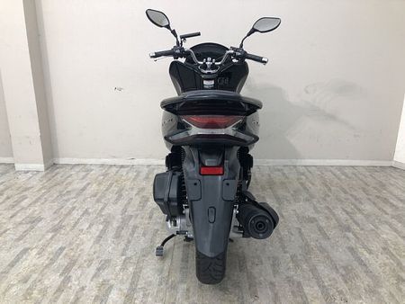 ホンダ PCX150 PCX150 KF30型 2018年モデル スマートキー・マルチバー・USB!! 11