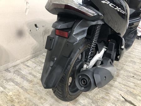 ホンダ PCX150 PCX150 KF30型 2018年モデル スマートキー・マルチバー・USB!! 30