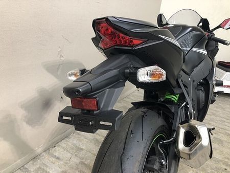 カワサキ ZX-10R ZX-10RR 2017年モデル エンジンスライダー 32