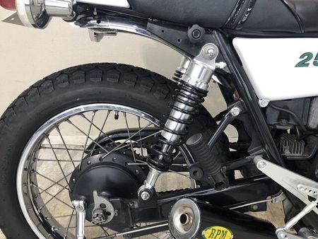 カワサキ 250TR 250TR 2002年モデル キャブレターモデル RPMマフラー・タックロールシート・アル 36