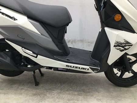 スズキ アヴェニス125 AVENIS 125 2023年モデル 鍵2本・低走行ノーマル車両!!! 9