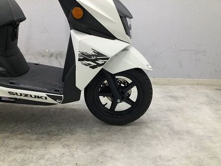 スズキ アヴェニス125 AVENIS 125 2023年モデル 鍵2本・低走行ノーマル車両!!! 10