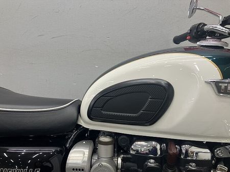 トライアンフ BONNEVILLE T120 Bonneville T120 2016年式モデル 純正サドルバッグ/グリップヒーター/エ 17