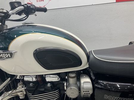 トライアンフ BONNEVILLE T120 Bonneville T120 2016年式モデル 純正サドルバッグ/グリップヒーター/エ 30