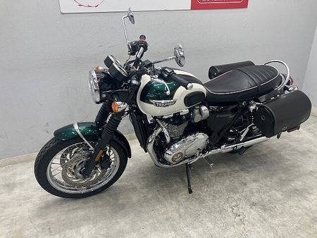 トライアンフ BONNEVILLE T120 Bonneville T120 2016年式モデル 純正サドルバッグ/グリップヒーター/エ 35