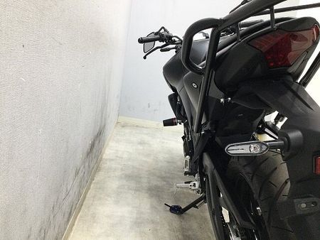 ヤマハ MT-25 MT-25 2022年式モデル 細かい動きとパワフルな走行性能を兼ねそろえた乗りやすく扱い 24