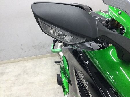 カワサキ ニンジャ H2 SX ニンジャH2 SX 2022年式モデル さまざまな電子制御システムが装備され、基本装備部分 28