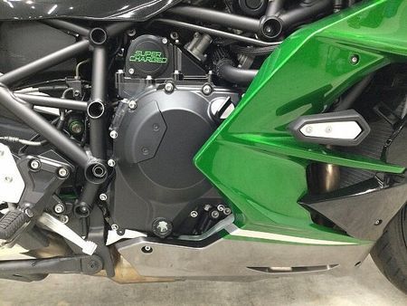カワサキ ニンジャ H2 SX ニンジャH2 SX 2022年式モデル さまざまな電子制御システムが装備され、基本装備部分 8