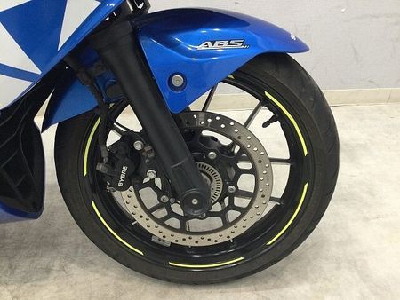 スズキ ジクサー SF250 GIXXER SF 250 2021年式モデル 軽く、小さく、シンプルな油冷SEPエンジン 10
