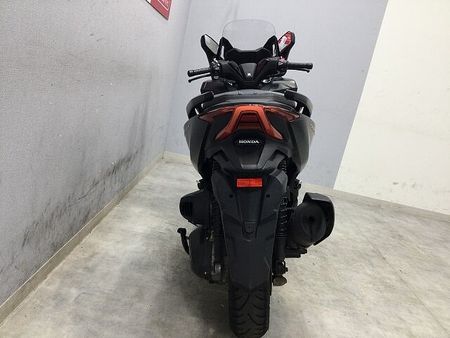 ホンダ フォルツァ(MF06) FORZA 2023年式モデル 電動スクリーンやスマートキーを採用した最新モデル! 24