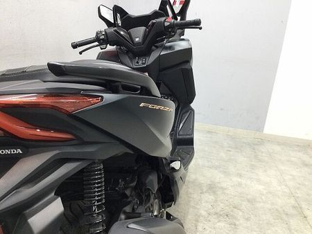 ホンダ フォルツァ(MF06) FORZA 2023年式モデル 電動スクリーンやスマートキーを採用した最新モデル! 26