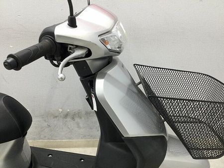 ホンダ タクト TACT 2019年モデル 便利な前カゴ付き!デジタルメーターには時計もついてます! 21