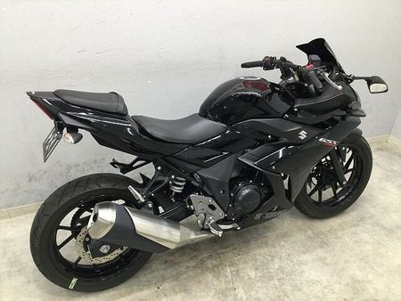 スズキ GSX250R GSX250R 2021年式モデル スクリーン・フェンダーレス・マルチバー・USB!! 19