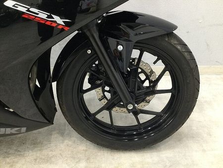 スズキ GSX250R GSX250R 2021年式モデル スクリーン・フェンダーレス・マルチバー・USB!! 9