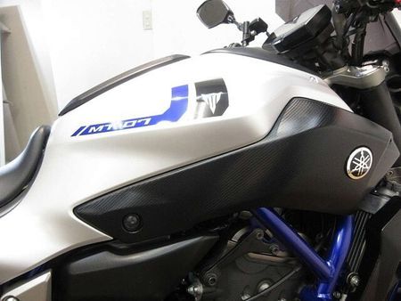 ヤマハ MT-07 【マル得】MT-07 ABS 2016年モデル/デイトナ製エンジンガード/UK製レバー装備 40