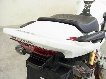 ホンダ CB1300スーパーフォア CB1300スーパーフォア/ABS/SC54型/20thアニバーサリーエディション/ヨシム 31