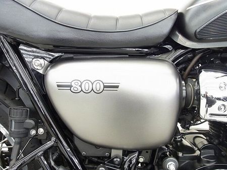 カワサキ W800 STREET W800 STREET(W800ストリート) 2019年モデル/エンジンガード/USBポー 17