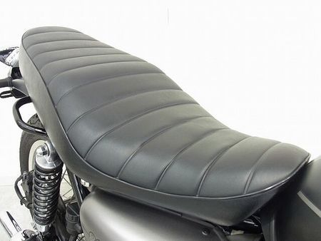 カワサキ W800 STREET W800 STREET(W800ストリート) 2019年モデル/エンジンガード/USBポー 28