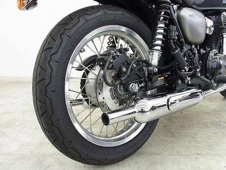 カワサキ W800 STREET W800 STREET(W800ストリート) 2019年モデル/エンジンガード/USBポー 40