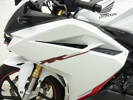 ホンダ CBR250RR (MC51) CBR250RR 2019年モデル/前後ドラレコ付き/マルチバー&USB電源装備/ノーマル 40